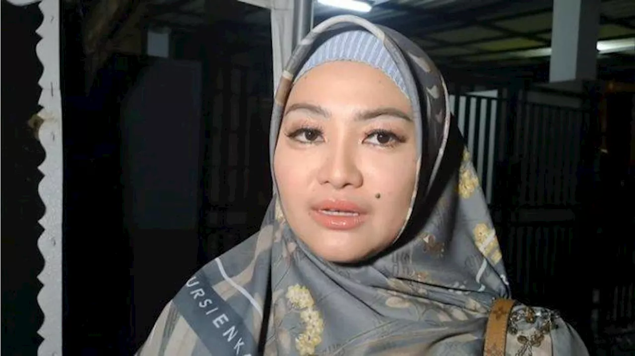 Stevie Agnecya Meninggal Dunia, Fitri Carlina Ungkap Kondisi Keluarga dan Anak-anaknya