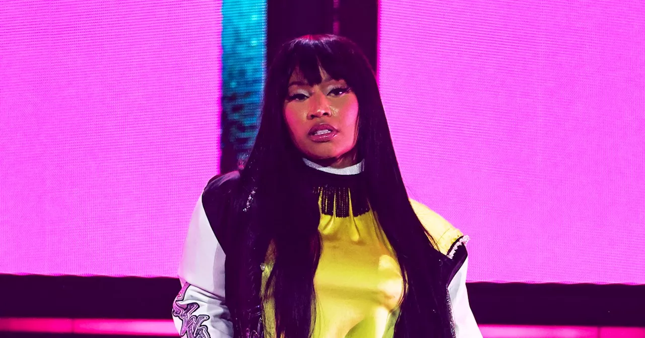 Nicki Minaj's 'Whole Boob' Fell Out of Her Dress While Performing