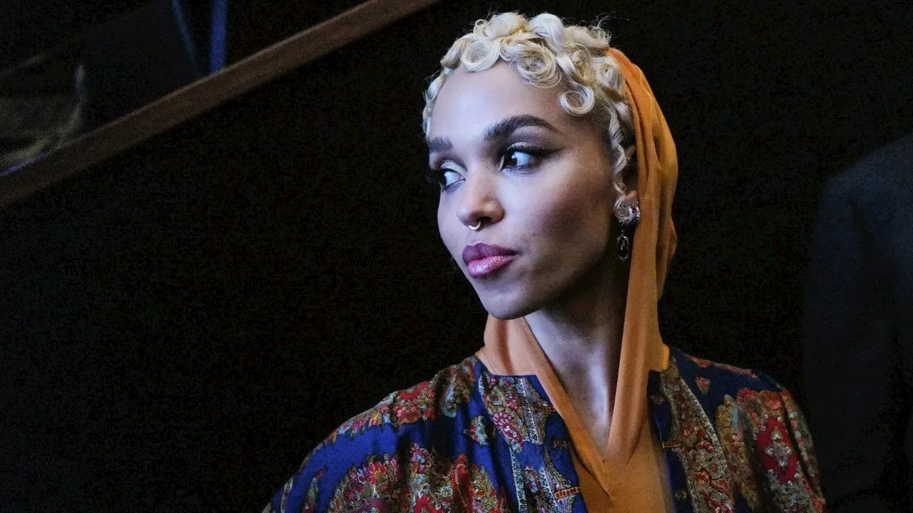 FKA Twigs e l'importanza di ascoltare se stessi, dopo essere sopravvissuti a una relazione violenta