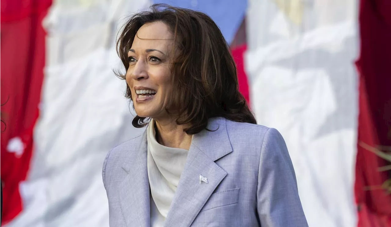 V.P. Kamala Harris mistakenly claps and jams to song that mocks her in Puerto Rico