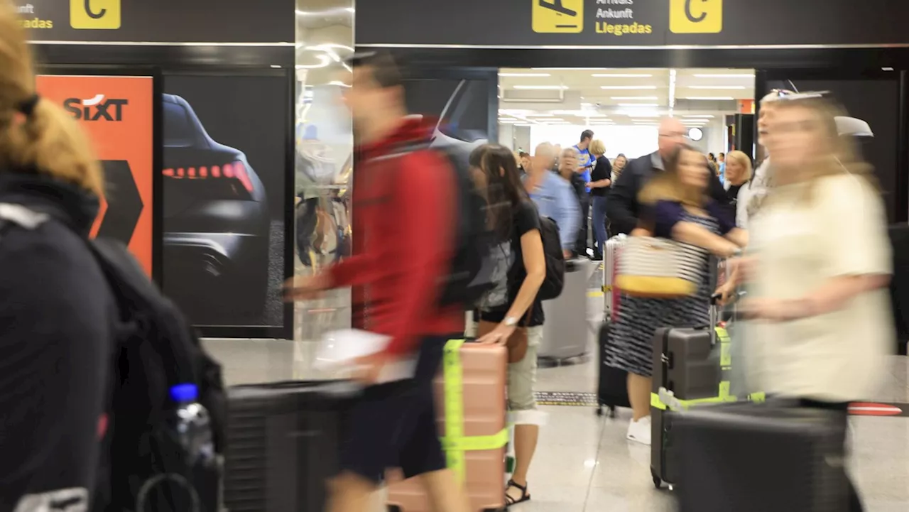 Mallorca: Chaos am Flughafen von Palma – Video zeigt lange Schlangen