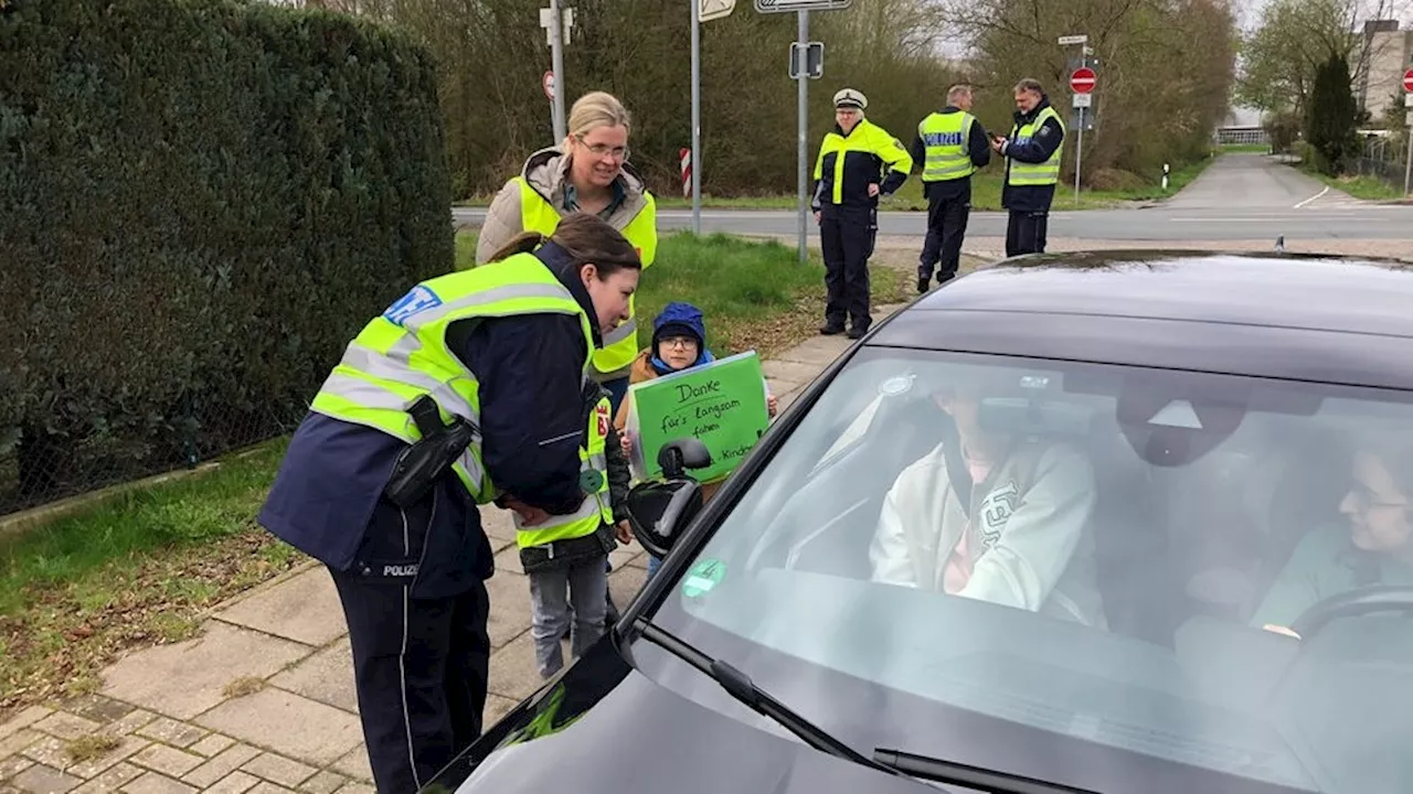 'Dank-' und 'Denkzettel' für Autofahrer in Bielefeld