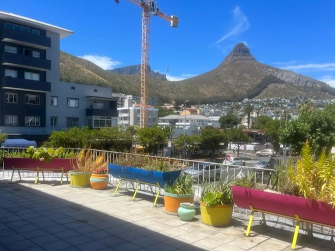 SA Woman Shares Outrage Over “Delusional” Cape Town Landlords Listing Shoddy Apartments At High Rental Prices