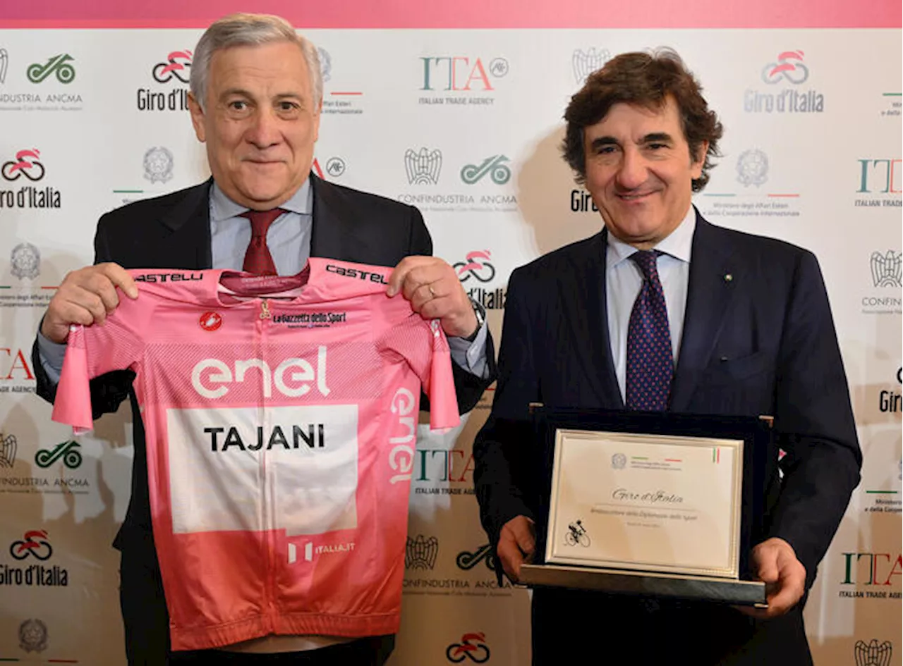 Cairo: 'Giro d'Italia aiuta l'Italia, il Governo lo sente suo'