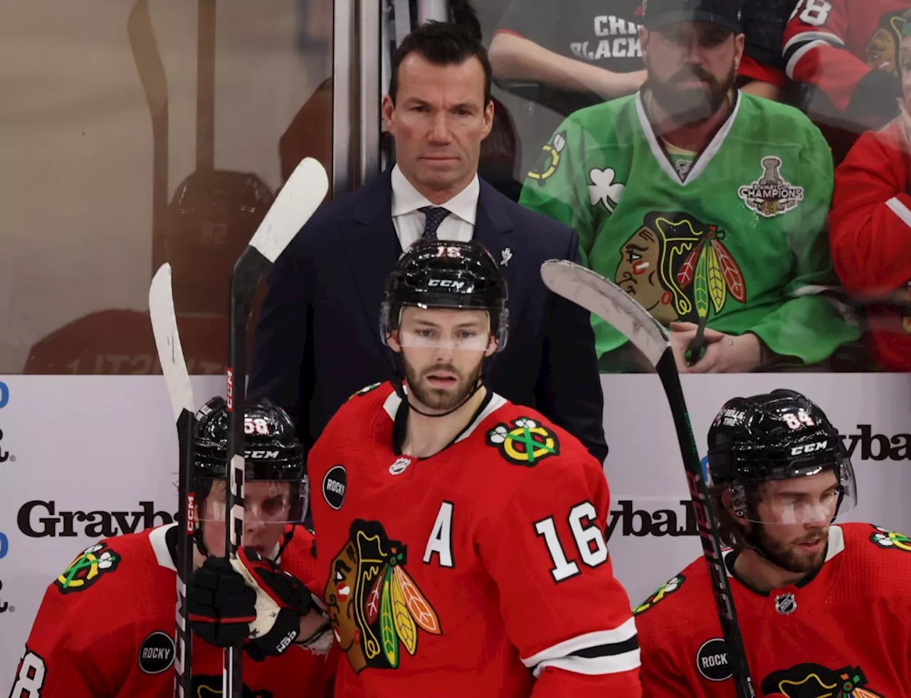 Column: Slack effort by Chicago Blackhawks is coach Luke Richardson’s cue to get firm