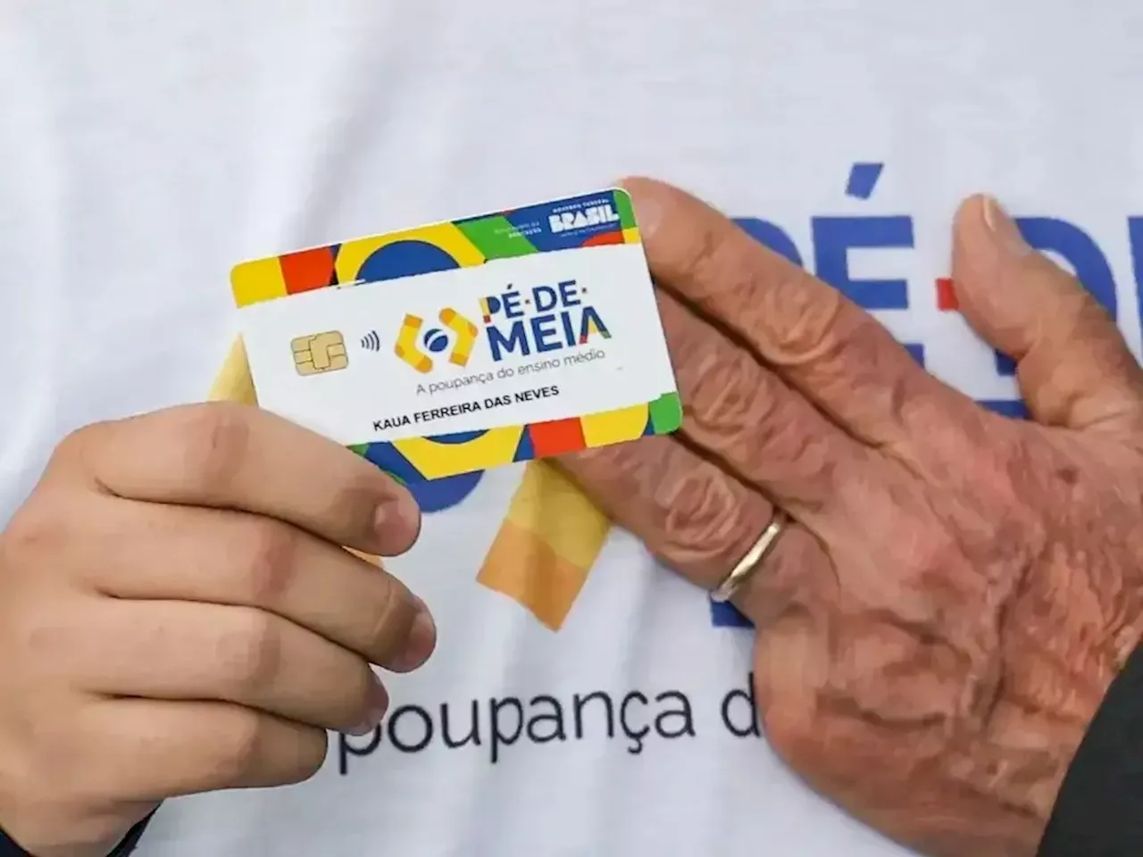 Pagamento do Programa Pé-de-Meia começa nesta terça-feira (26)