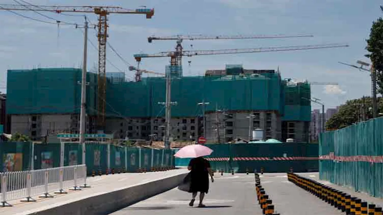 China pushes banks to speed approvals of new loans to private developers