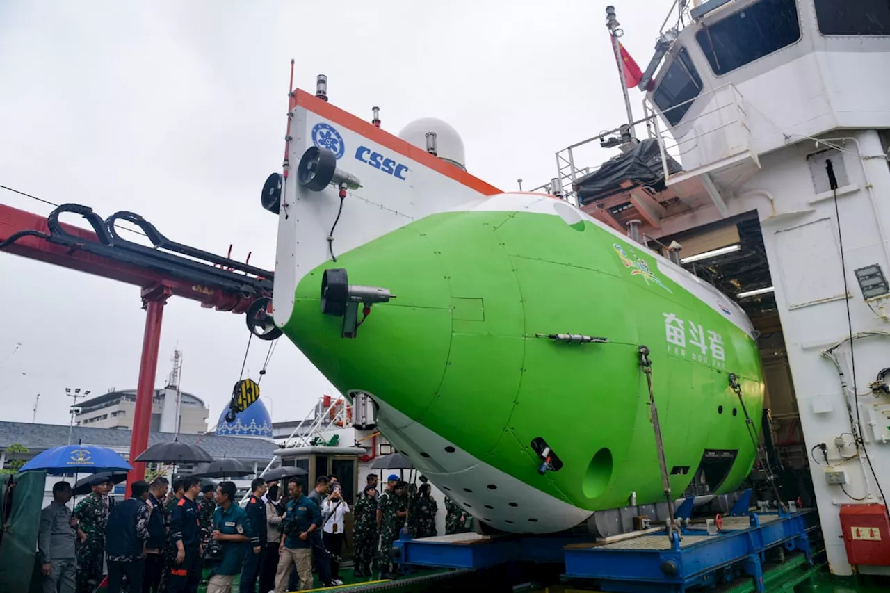 China-Indonesia Designed Deep Sea Submarine Dives Over 7km Underwater in the Indian Ocean