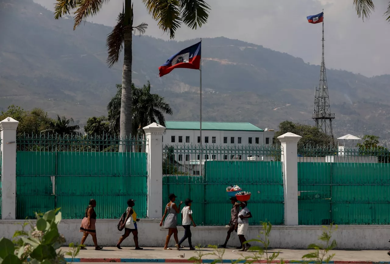 First airlift for Canadians fleeing Haiti is complete after weather delay