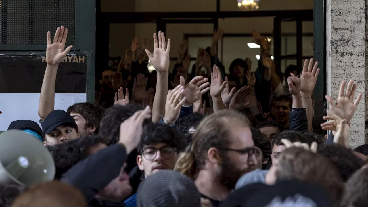 Da Roma a Genova, i collettivi universitari protestano contro i rettori su Israele