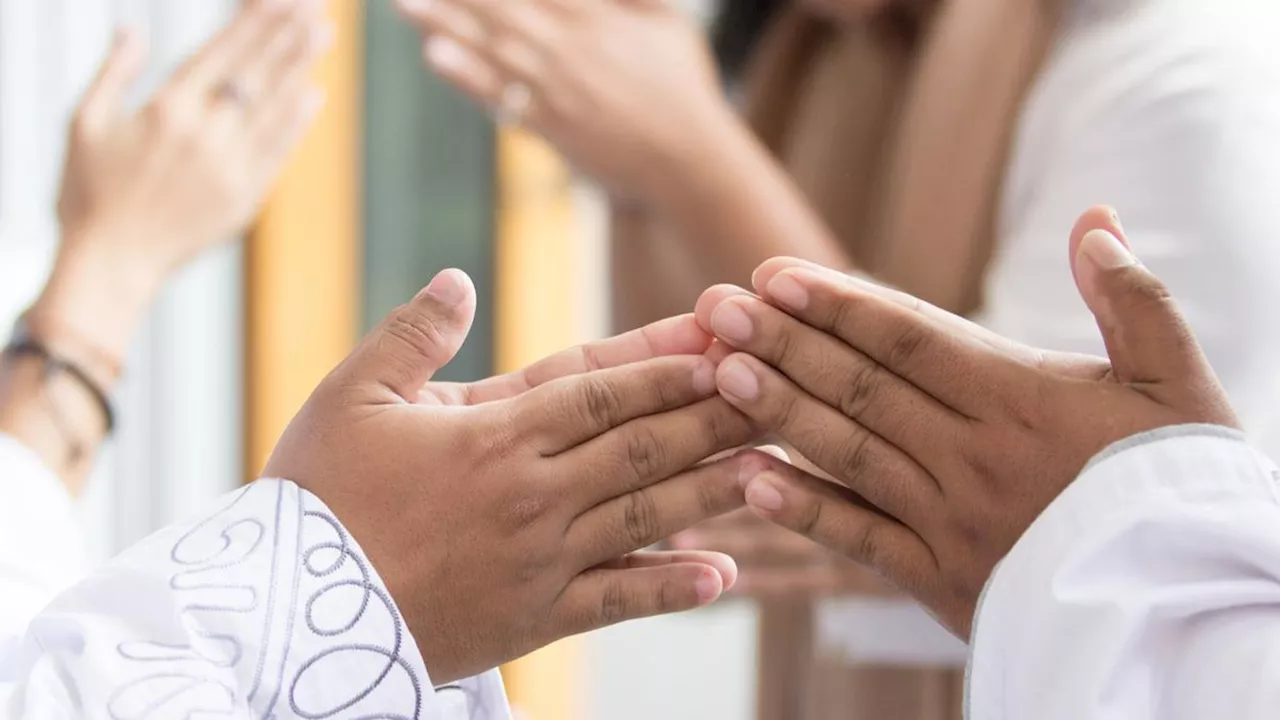 7 Doa Hari Raya Idul Fitri, Amalkan ketika Silaturahmi dan Membalas Ucapan Selamat