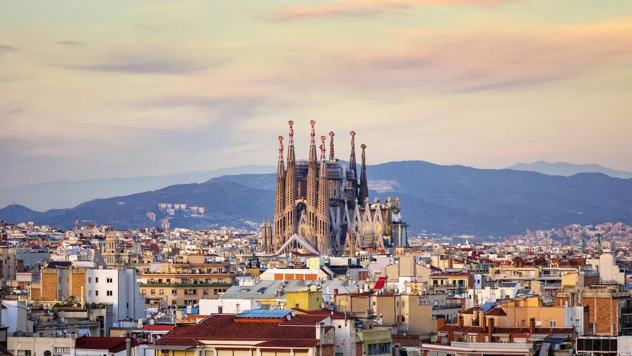 Famous building to finish after 140 years