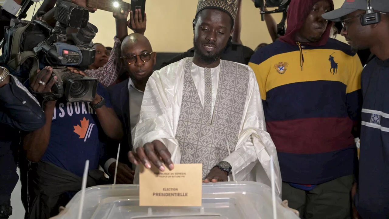 Présidentielle au Sénégal: la victoire de Bassirou Diomaye Faye déjà saluée à l'étranger