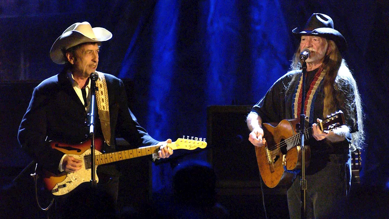 Willie Nelson’s 4th of July Picnic Moves to Philly, and Bob Dylan Will Perform