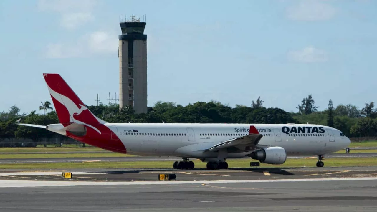 'A very loud bang' and a priority landing - passengers recount Qantas engine trouble