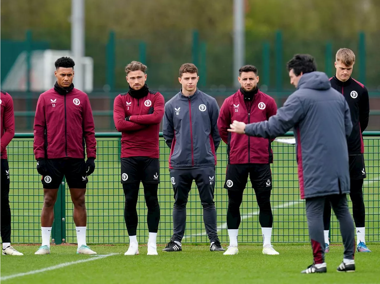 Aston Villa forward believes Unai Emery should be compared to the very best