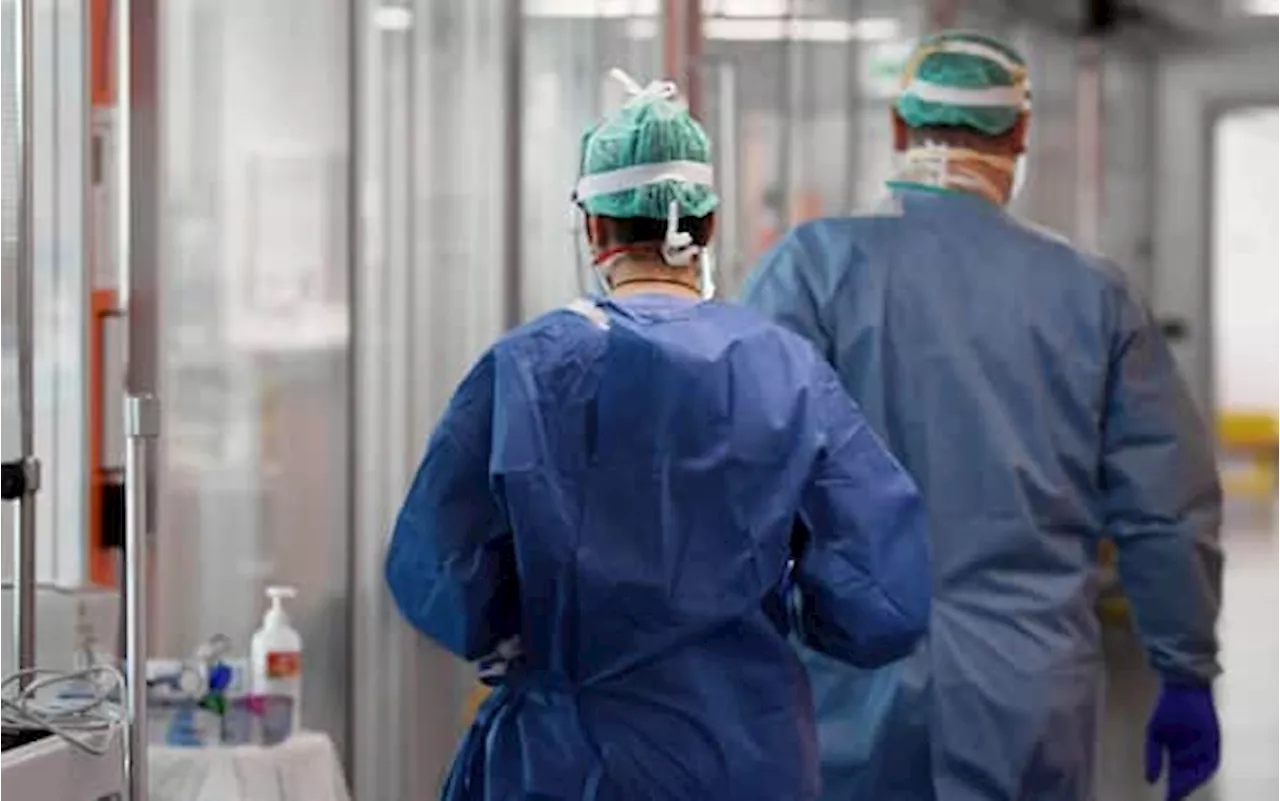 Belluno, 18enne in rianimazione per meningite: “È stata in discoteca e in gita con scuola'