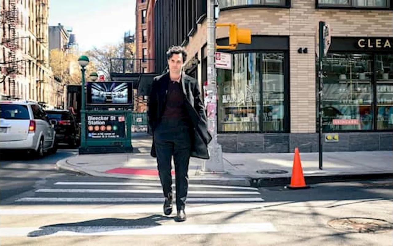 You 5, l'ultima stagione della serie tv con Penn Badgley è in produzione