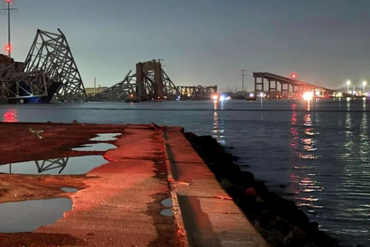 'At least 20 missing' as US bridge collapses after collision with cargo ship