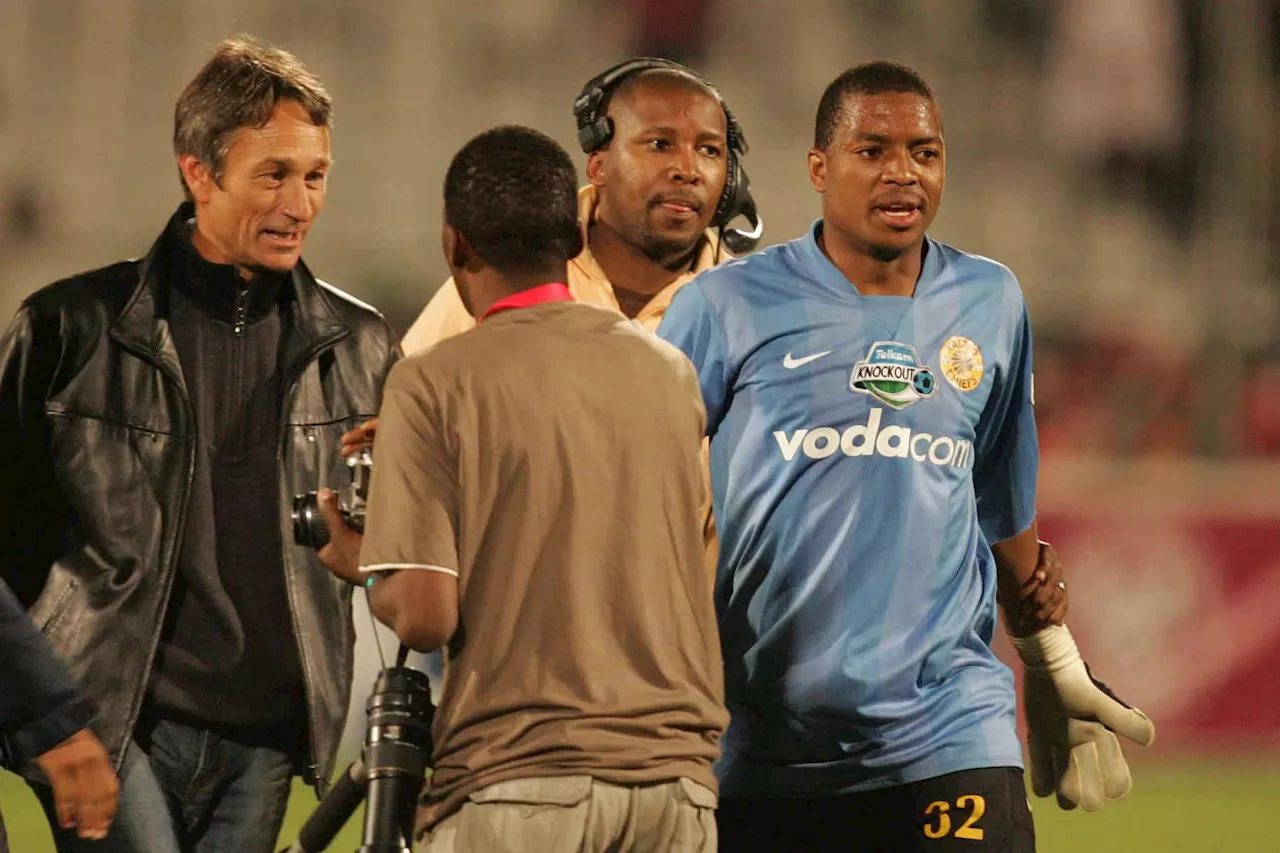 Ex-Chiefs coach backs Khune to bounce back after suspension