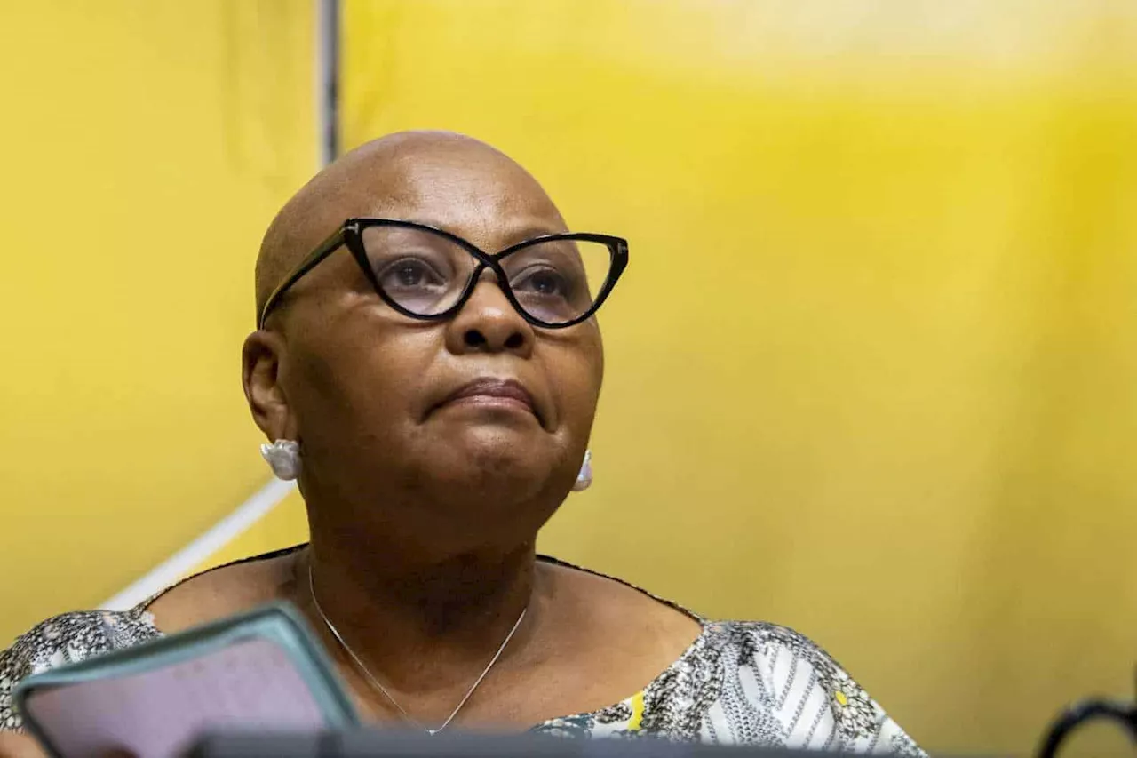 Parliament accepts no-confidence motion to remove Mapisa-Nqakula as speaker