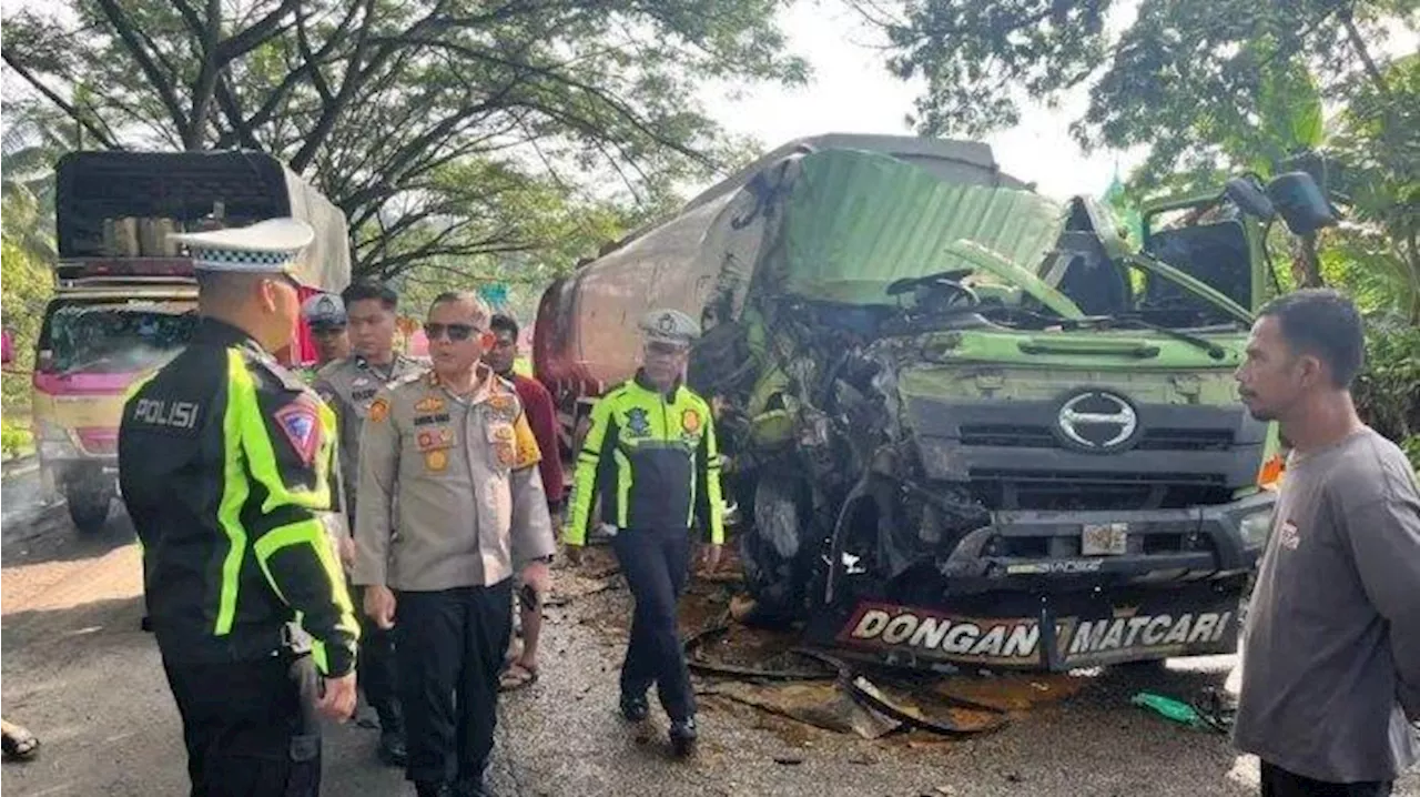 Dua Truk Tangki Bertabrakan di Sijunjung Sumbar, 2 Korban Tewas, 2 Lainnya Luka-luka