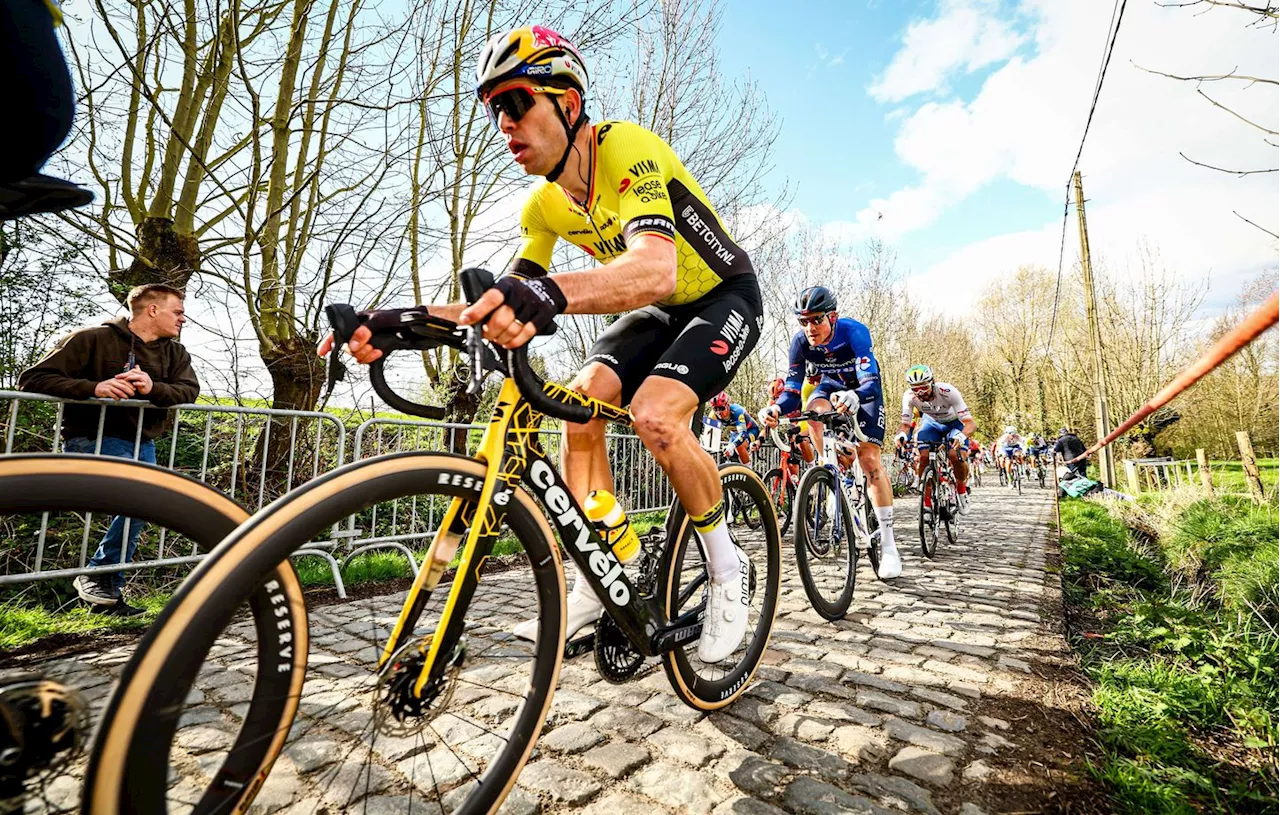 Cyclisme : Terrible chute pour Wout Van Aert, contraint d’abandonner la course A travers la Flandre