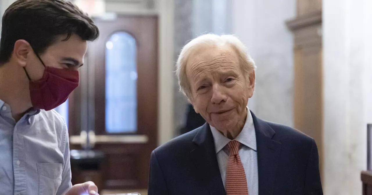 Former Sen. Joe Lieberman, Democrats' VP pick in 2000, dead at 82