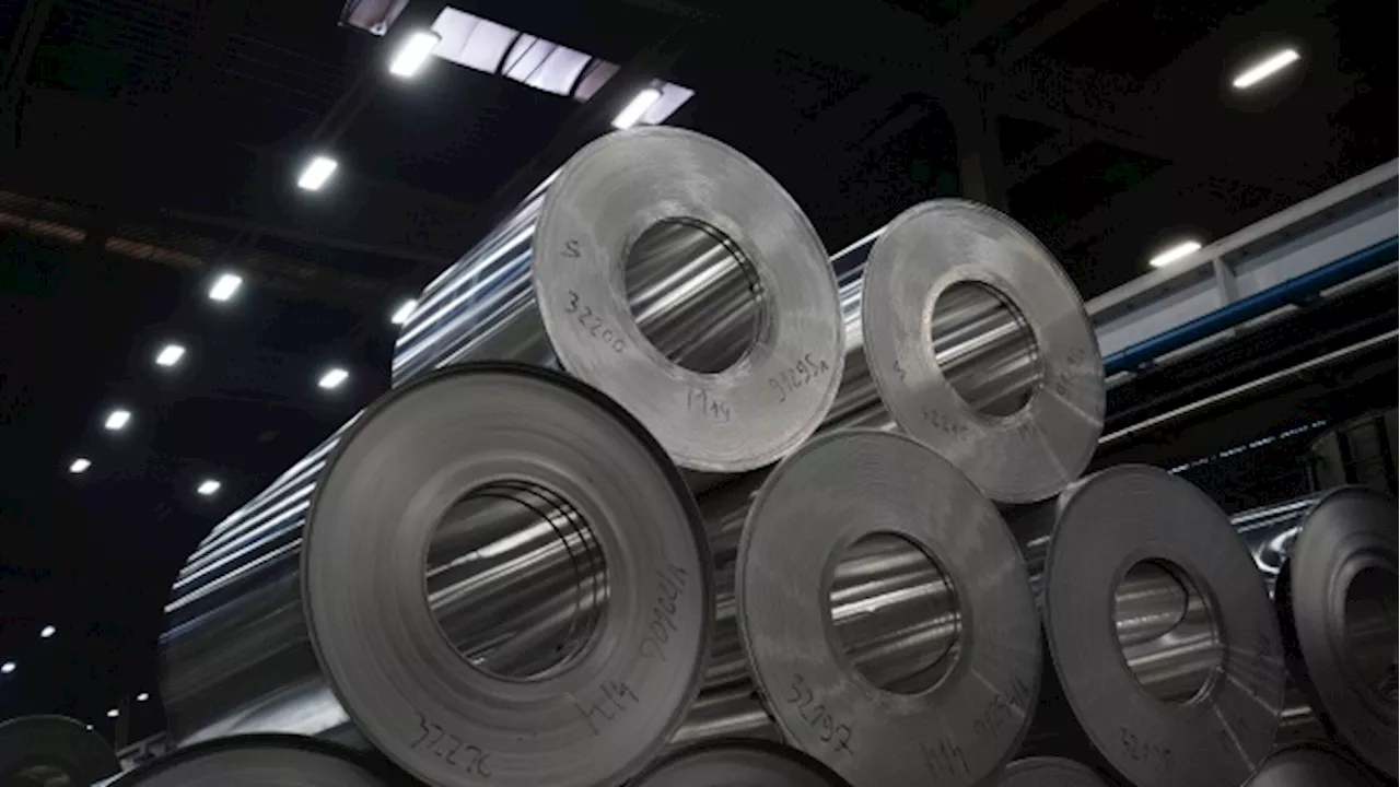 Aluminum Falls as Metals Rally Runs Ahead of Demand Recovery