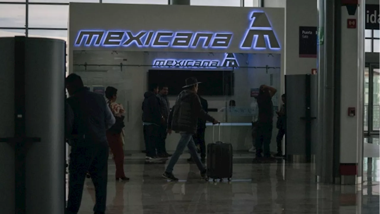 Mexico’s New State Airline Sued in $800 Million Contract Dispute