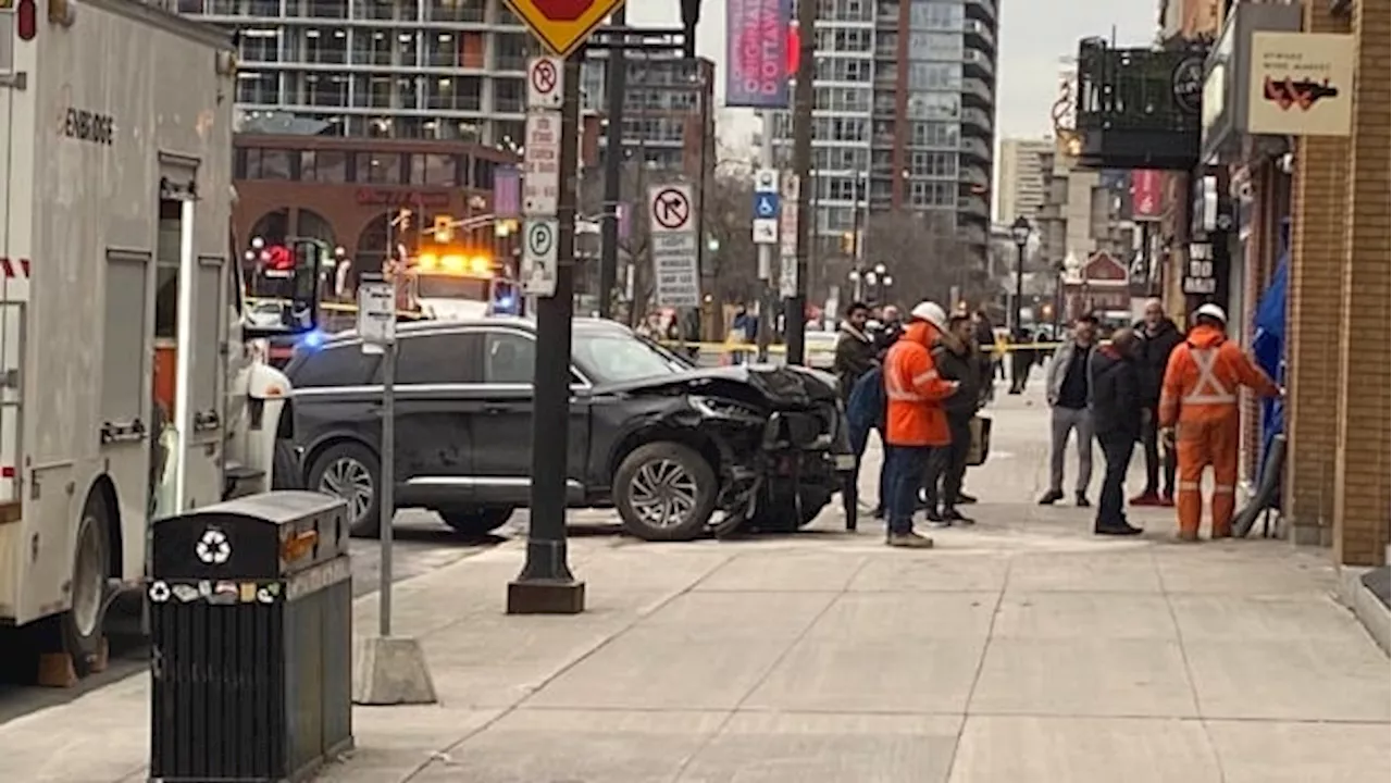 Driver crashes into popular ByWard Market shop