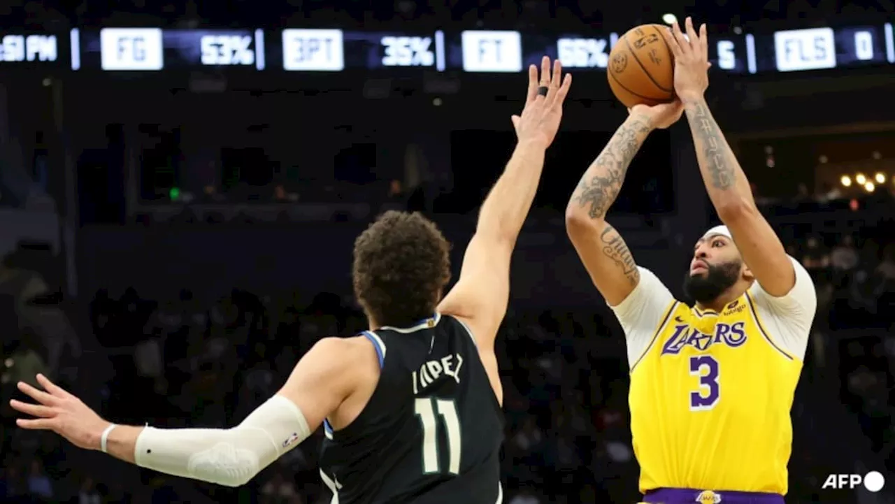 Davis leads Lakers comeback over Bucks in overtime thriller