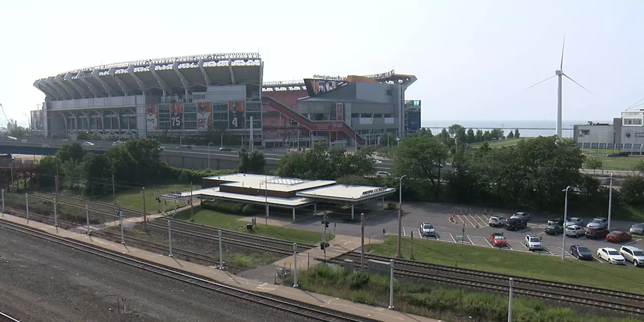 Will the Browns continue to play in downtown Cleveland move to Brook Park?