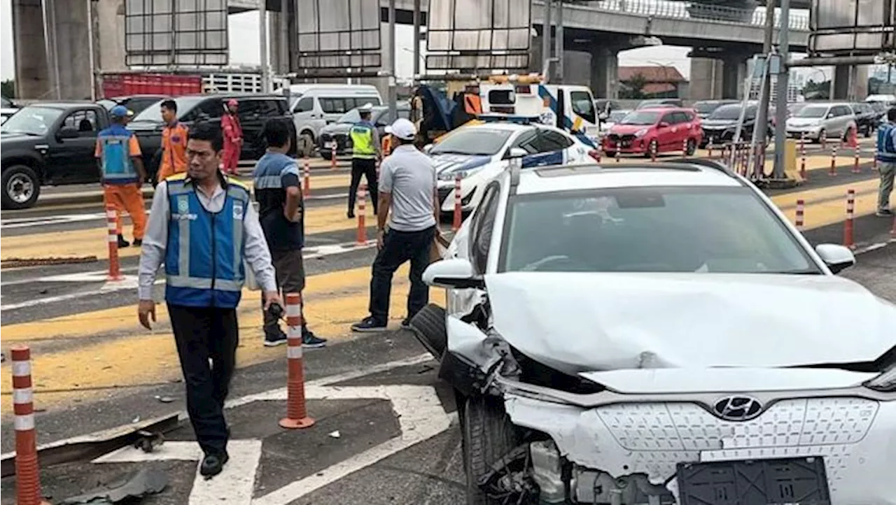 Tabrakan Beruntun di Tol Halim Biang Keroknya Sopir Truk Ugal-Ugalan