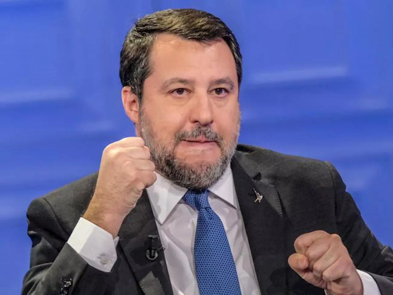 Salvini: «Serve un tetto del 20% di alunni stranieri per classe»