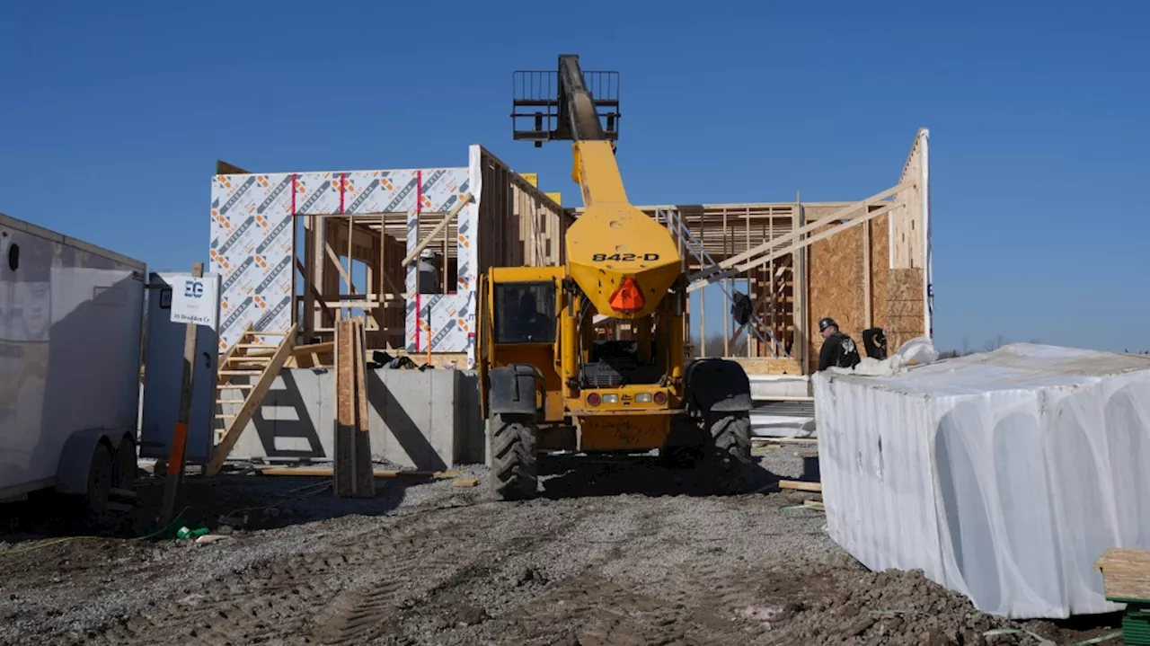 Housing construction starts stagnant in Canada's major cities, despite growth in apartment construction: CMHC report