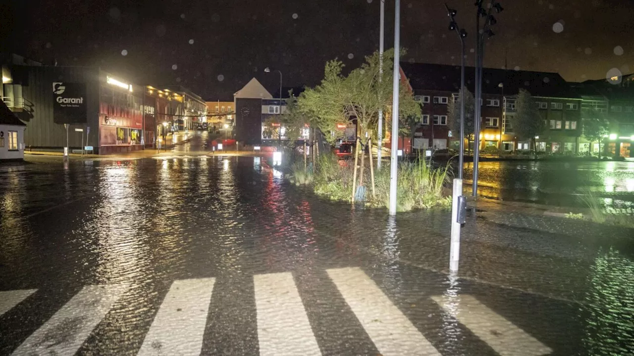 Myndighederne lægger sig fladt ned efter flere fejl under stormfloden: 'Det skal vi lære af'