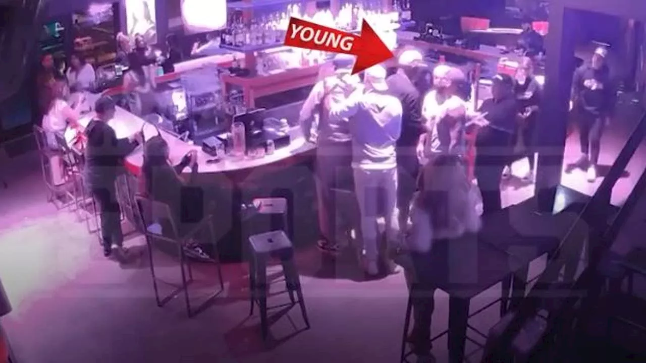 Vince Young fight knockout caught on video in wild fight at Houston bar