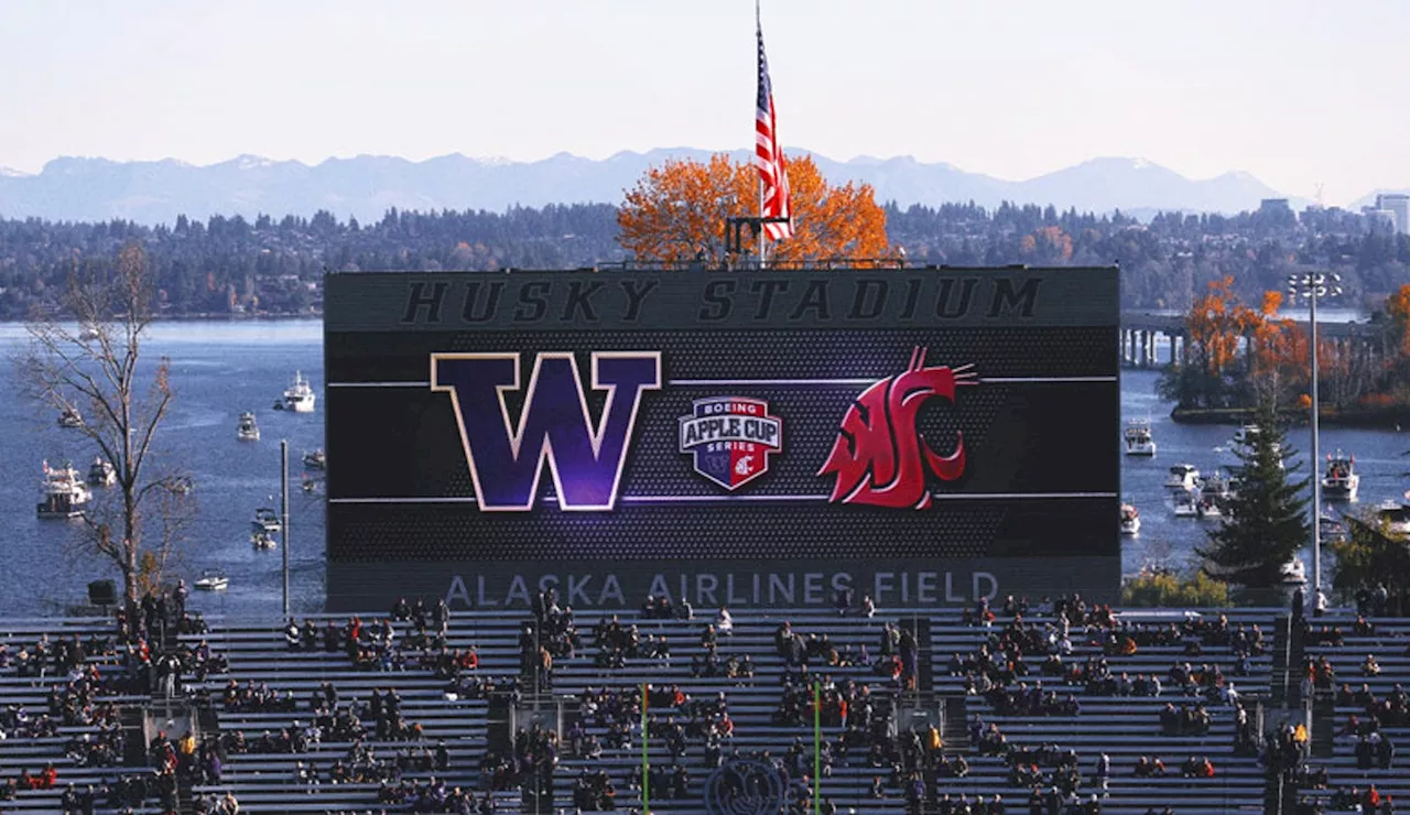 Washington reportedly hires athletic director Pat Chun away from rival Washington State