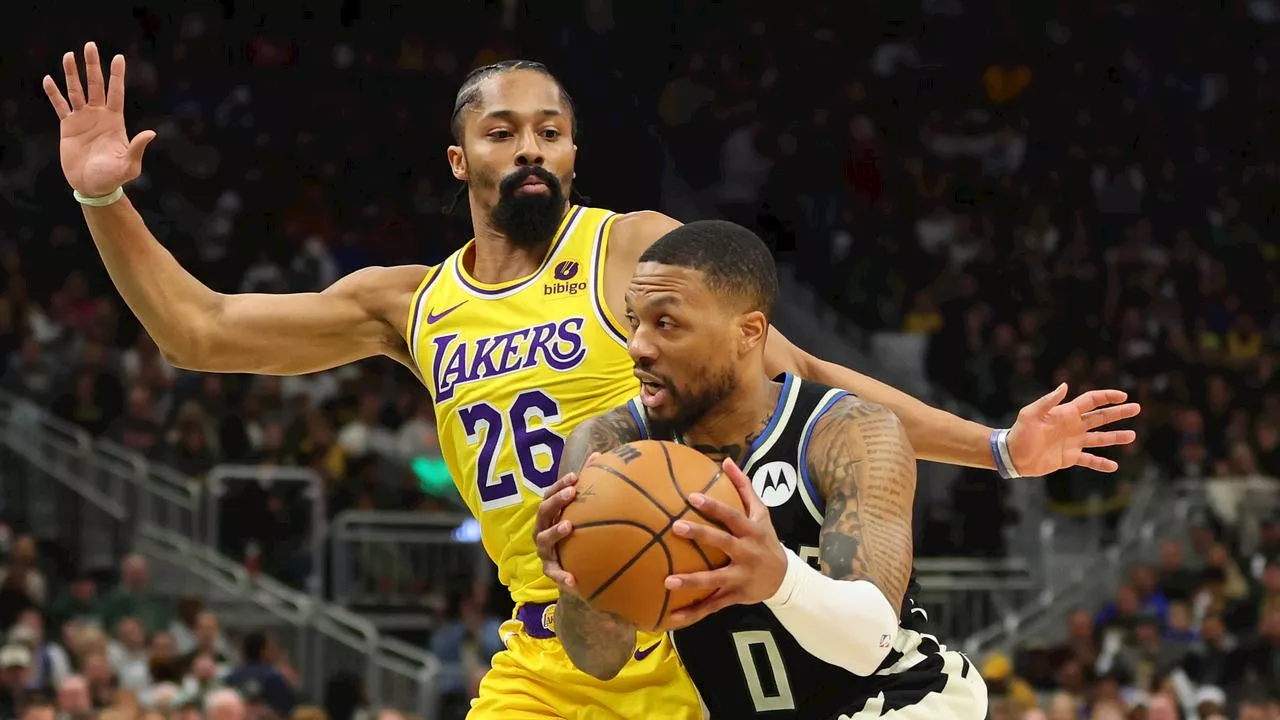 Wild LeBron-less Lakers comeback stuns contender; Aussie goes big in race for No.1 seed