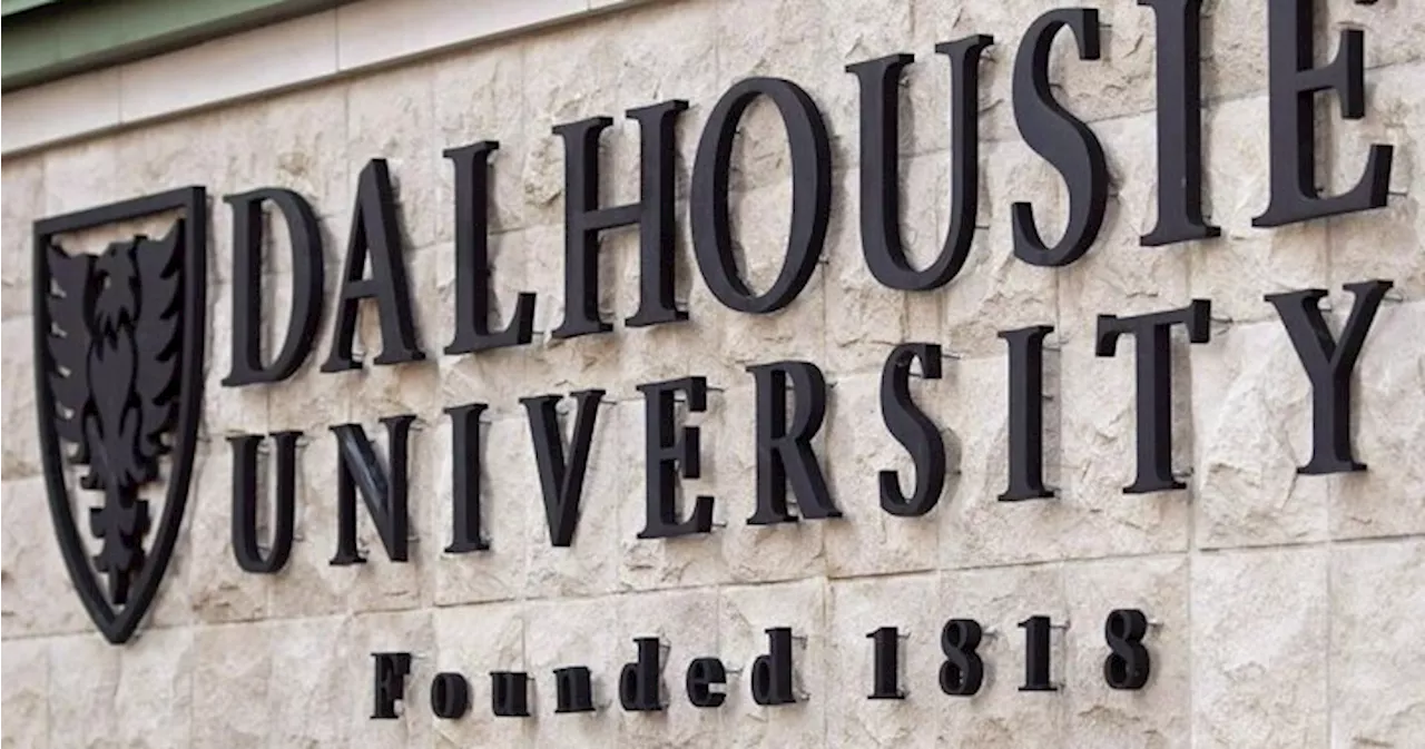 Dalhousie students question university’s response to report of gunman in library