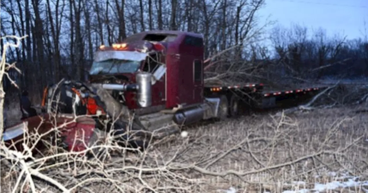 Semi-truck rampage in southeast Edmonton sends 5 to hospital