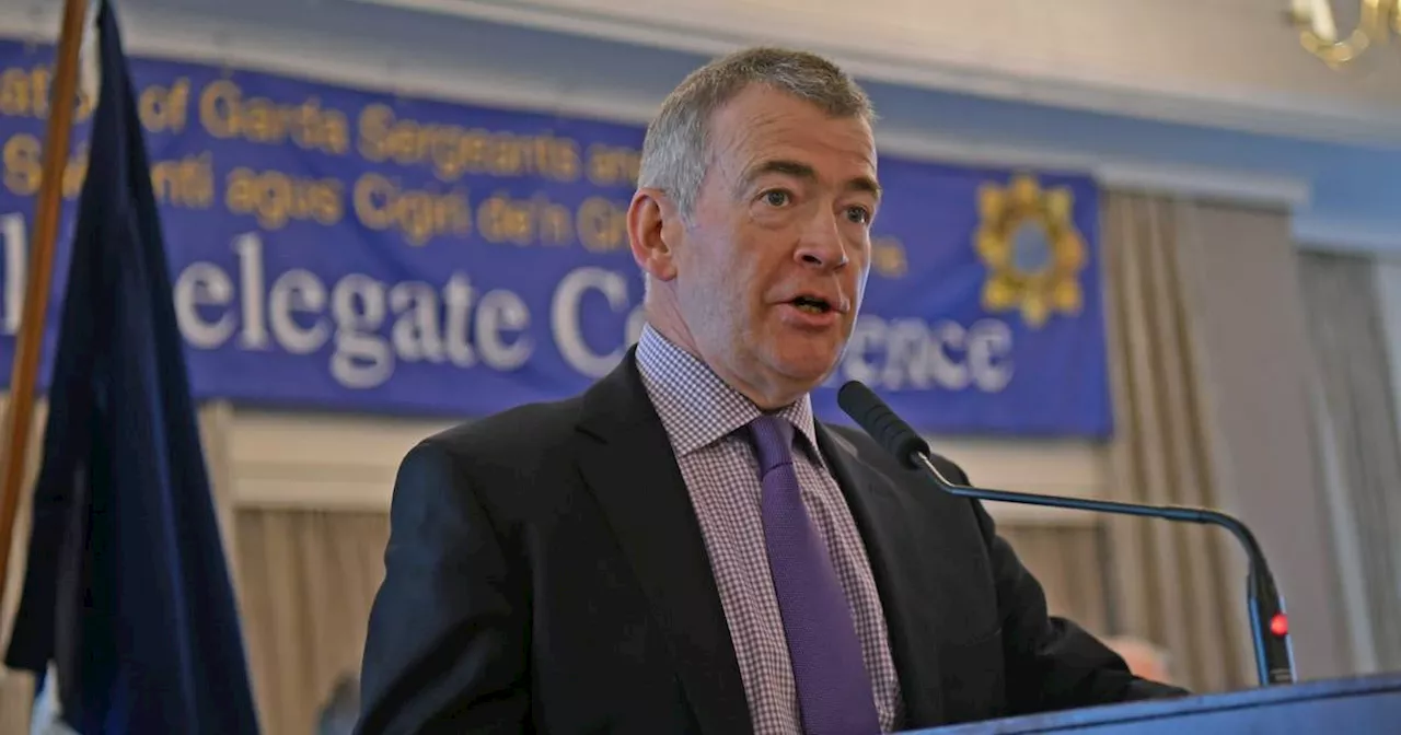 Drew Harris criticises ‘outrageous’ draping of Tricolour on coffin of garda killer Pearse McAuley