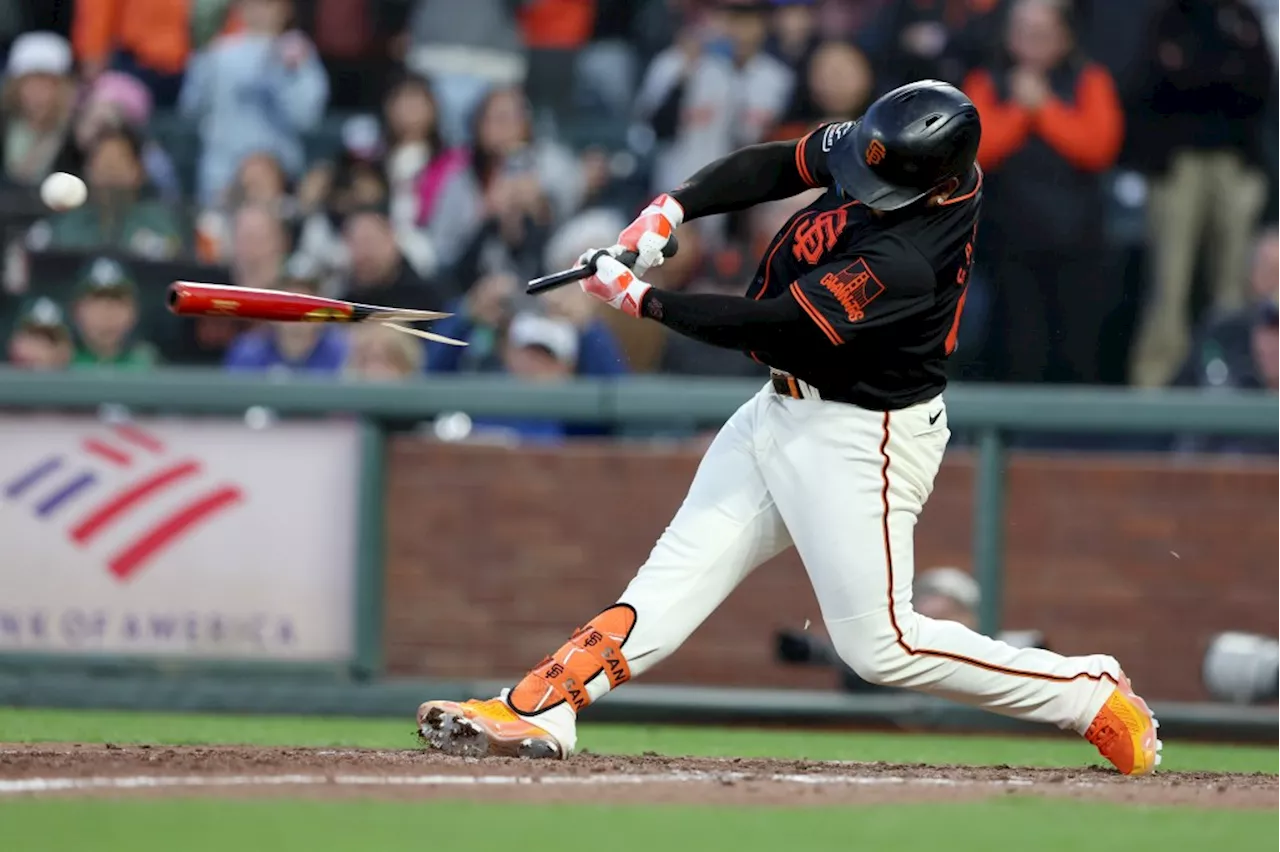 SF Giants’ Pablo Sandoval hears the cheers from home fans, probably for the last time