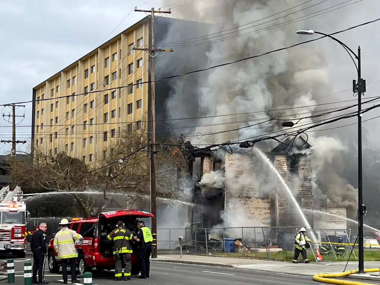 Two-alarm fire destroys two homes in downtown San Jose