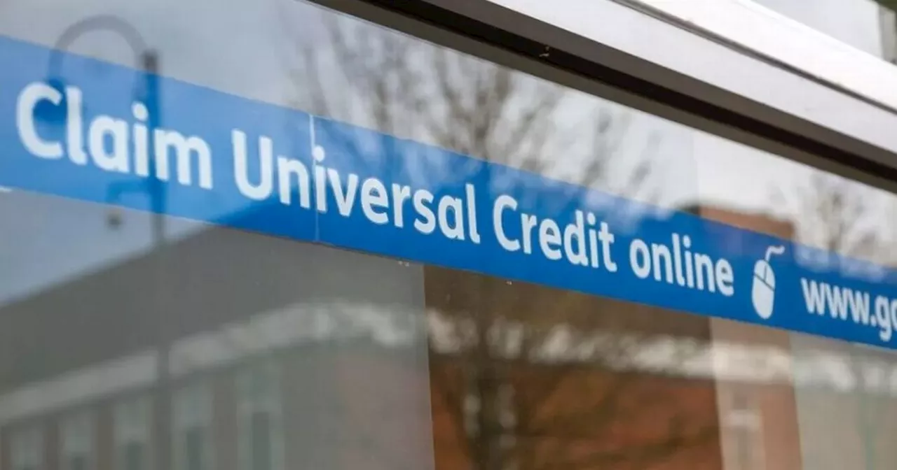 DWP warning on deadline to claim Universal Credit as letters sent