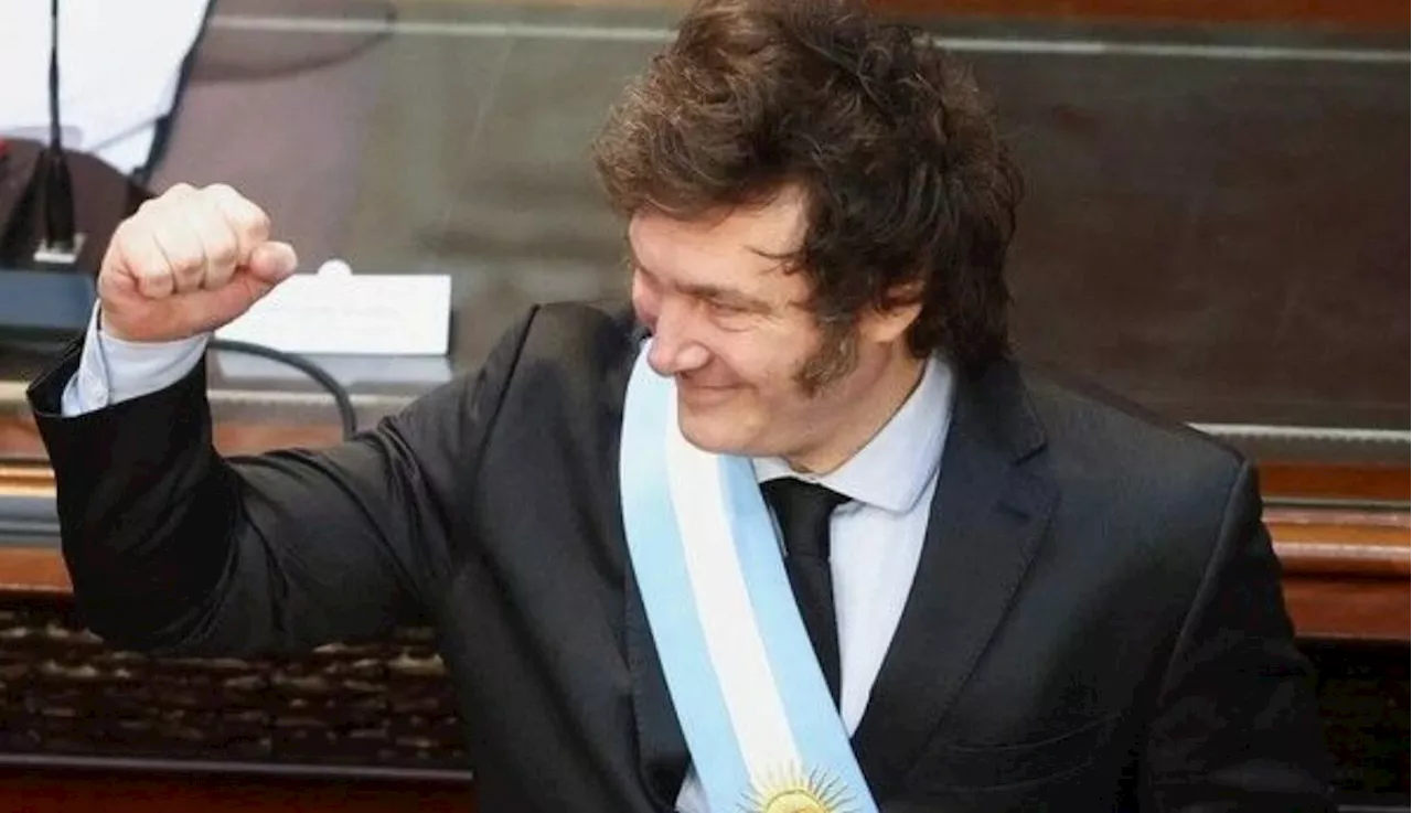 Milei anuncia demissão de 70.000 funcionários públicos