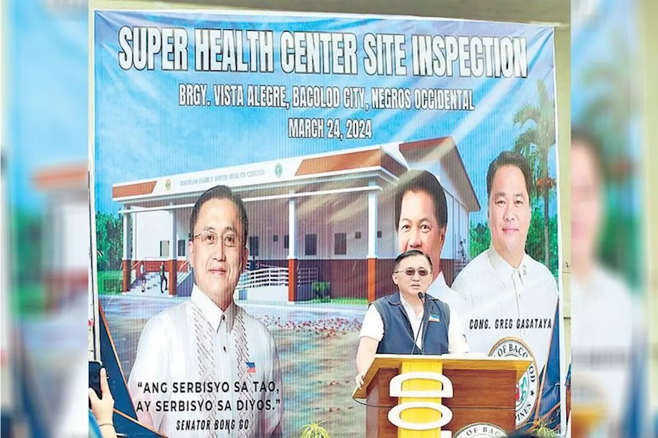 Go inspects Bacolod Super Health Center