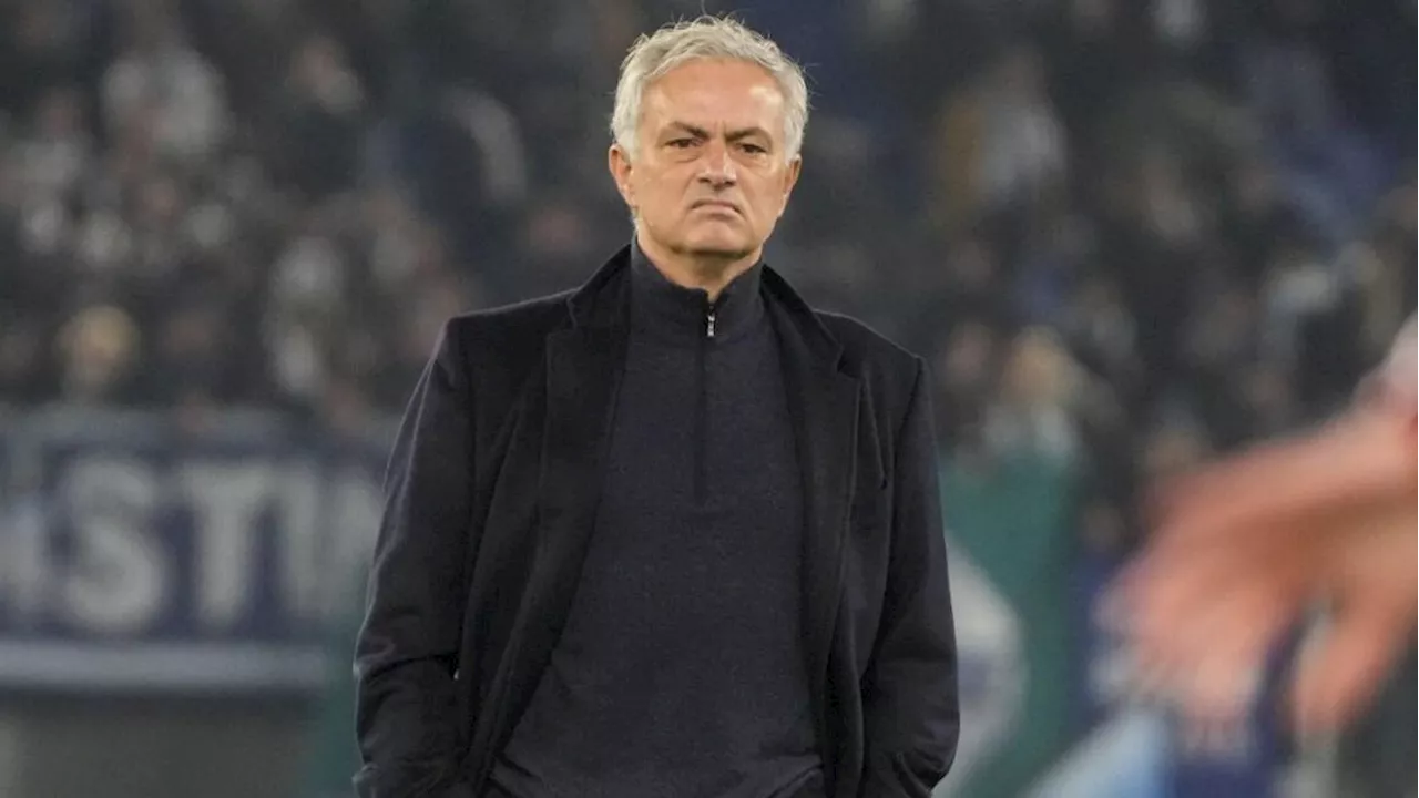 José Mourinho busca dirigir alguna selección nacional