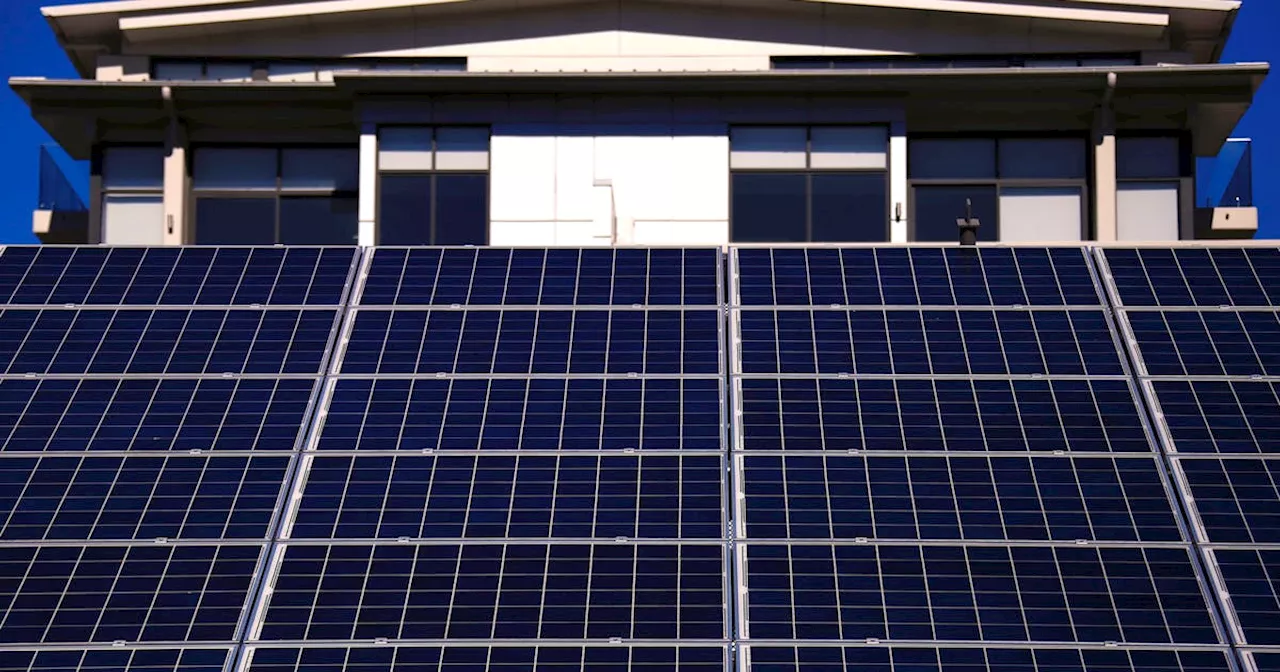 Australia to create $653 million fund to expand solar panel manufacturing